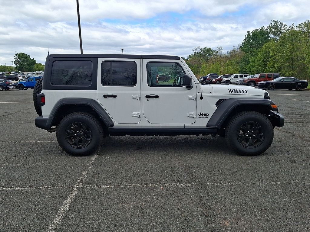 2022 Jeep Wrangler Unlimited Willys