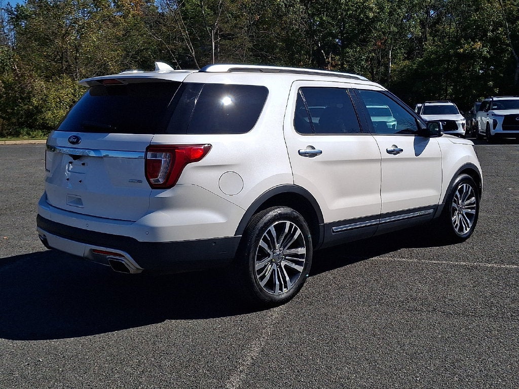 2017 Ford Explorer Platinum