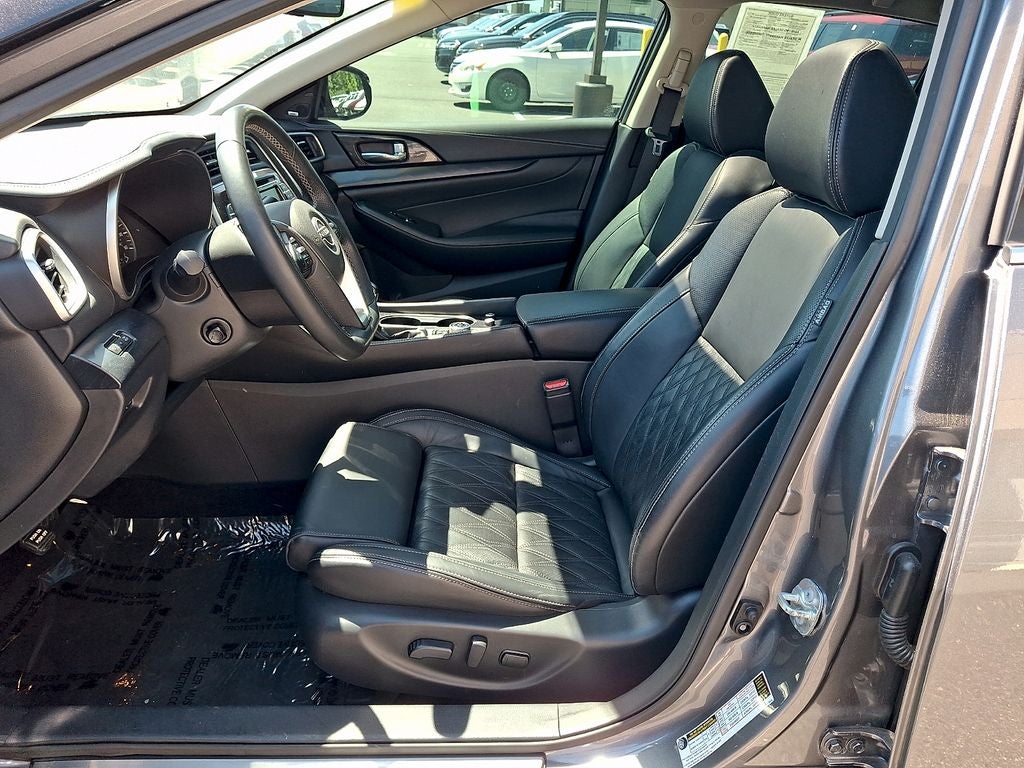 2023 Nissan Maxima Platinum