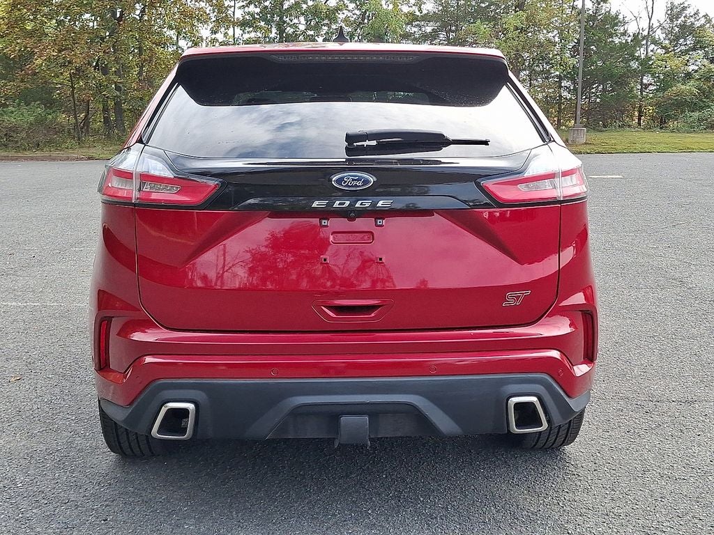 2022 Ford Edge ST