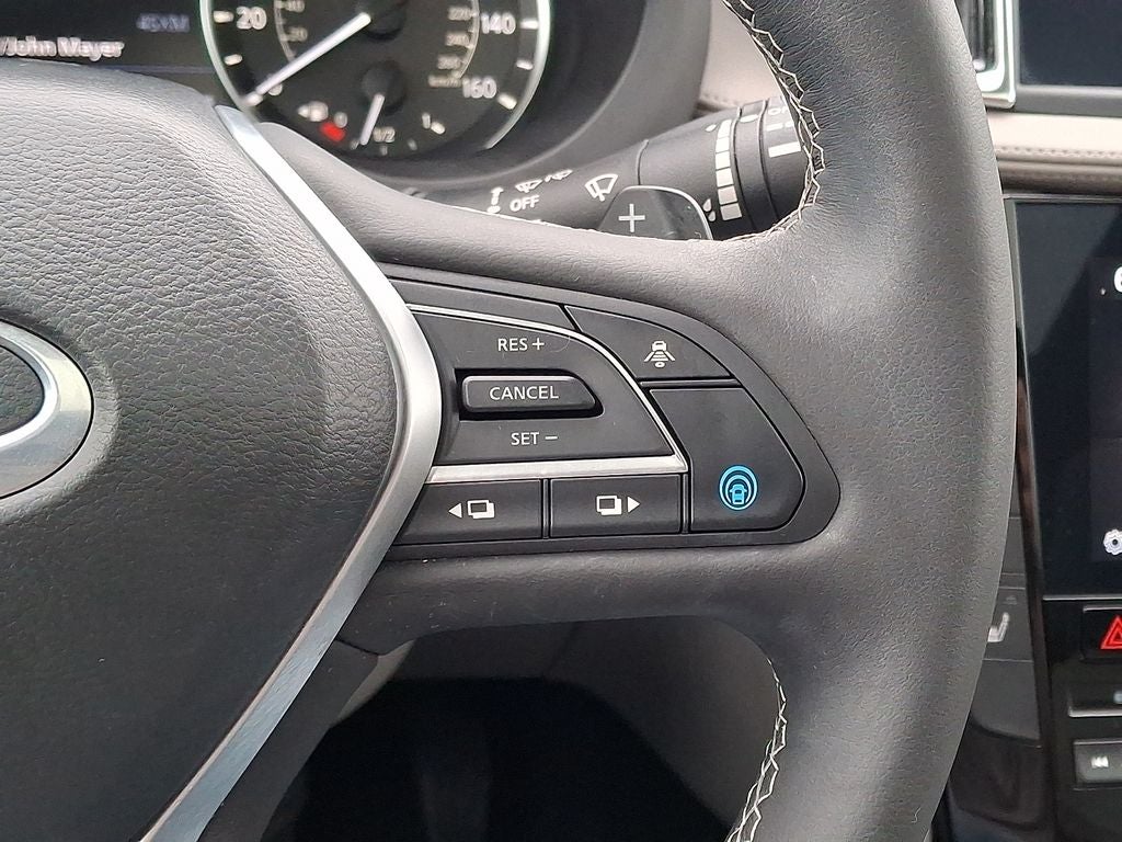 2023 INFINITI QX50 LUXE AWD
