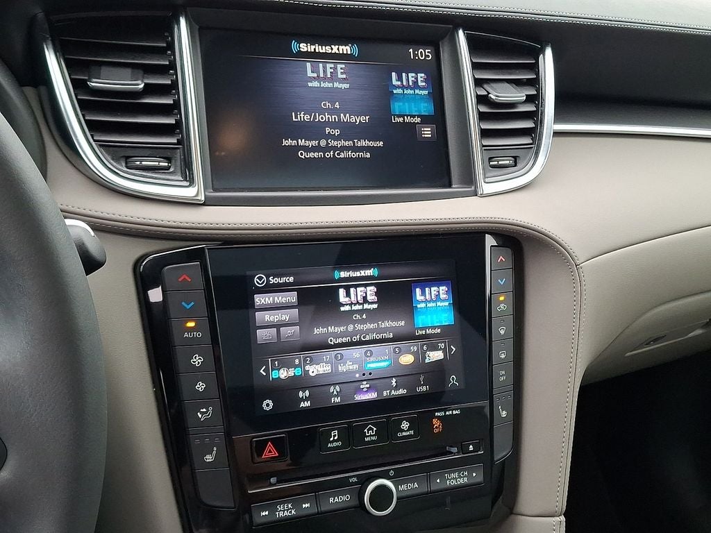 2023 INFINITI QX50 LUXE AWD