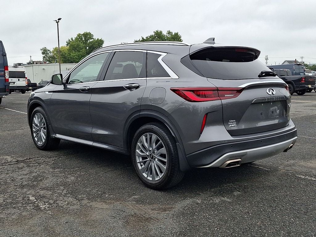 2023 INFINITI QX50 LUXE AWD