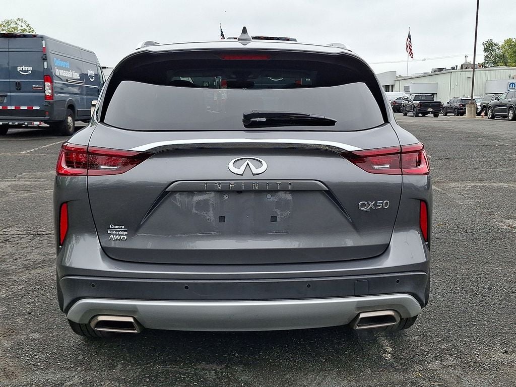 2023 INFINITI QX50 LUXE AWD