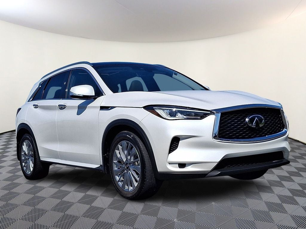 2023 INFINITI QX50 Luxe
