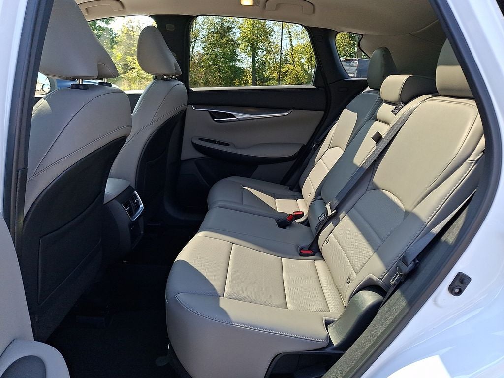2023 INFINITI QX50 LUXE AWD