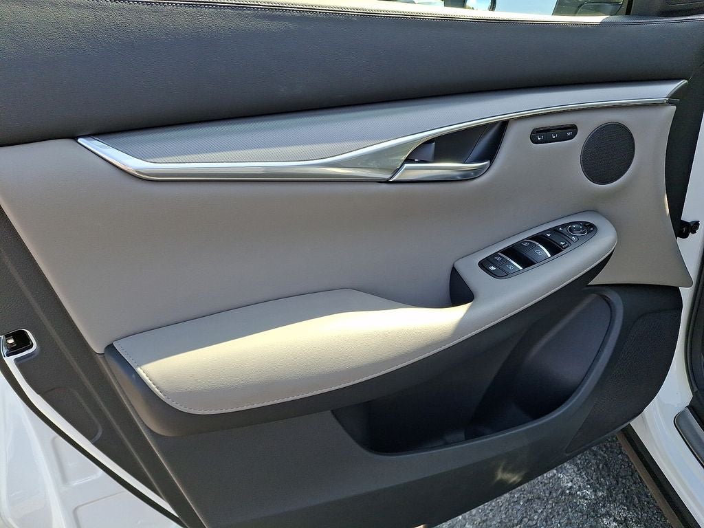 2023 INFINITI QX50 LUXE AWD