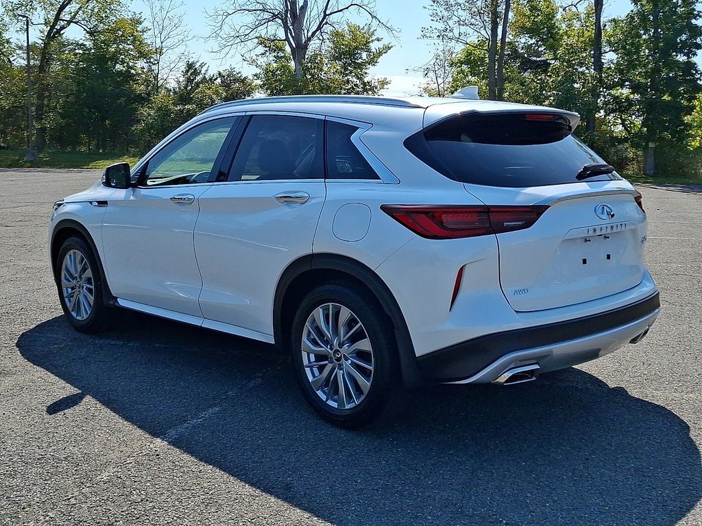 2023 INFINITI QX50 LUXE AWD