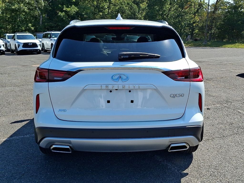 2023 INFINITI QX50 LUXE AWD
