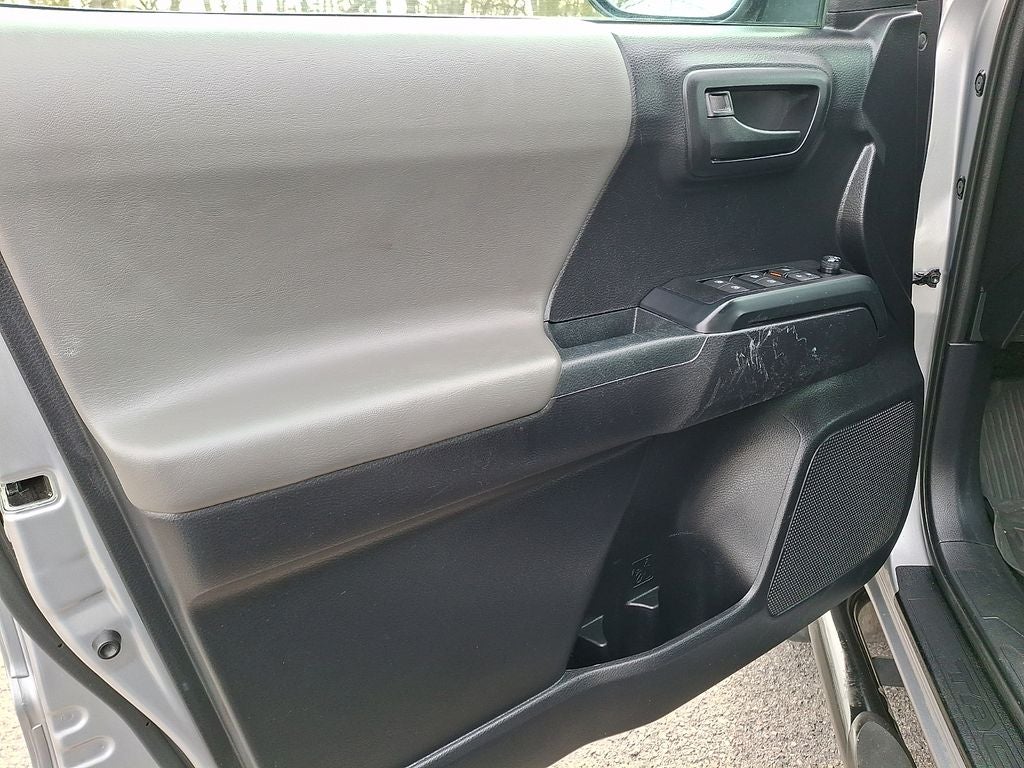 2020 Toyota Tacoma SR V6