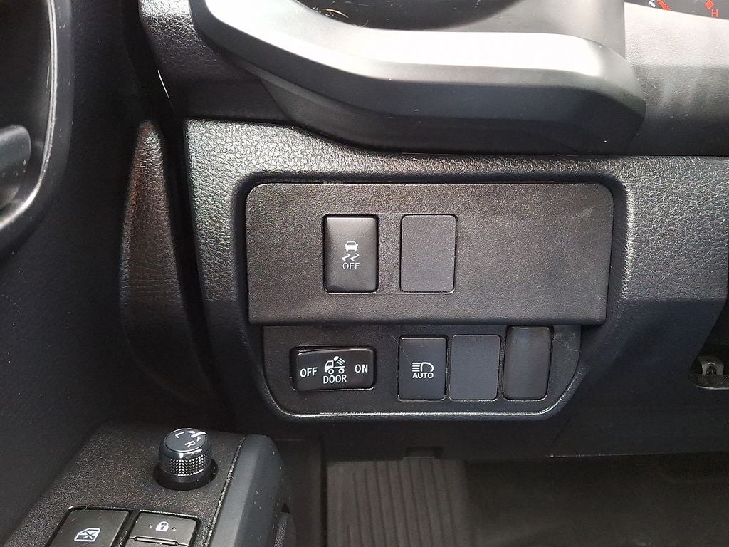 2020 Toyota Tacoma SR V6