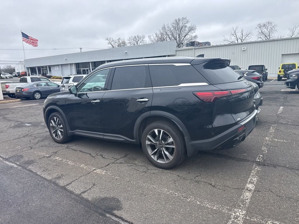 2023 INFINITI QX60 LUXE AWD