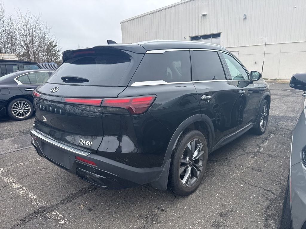 2023 INFINITI QX60 LUXE AWD