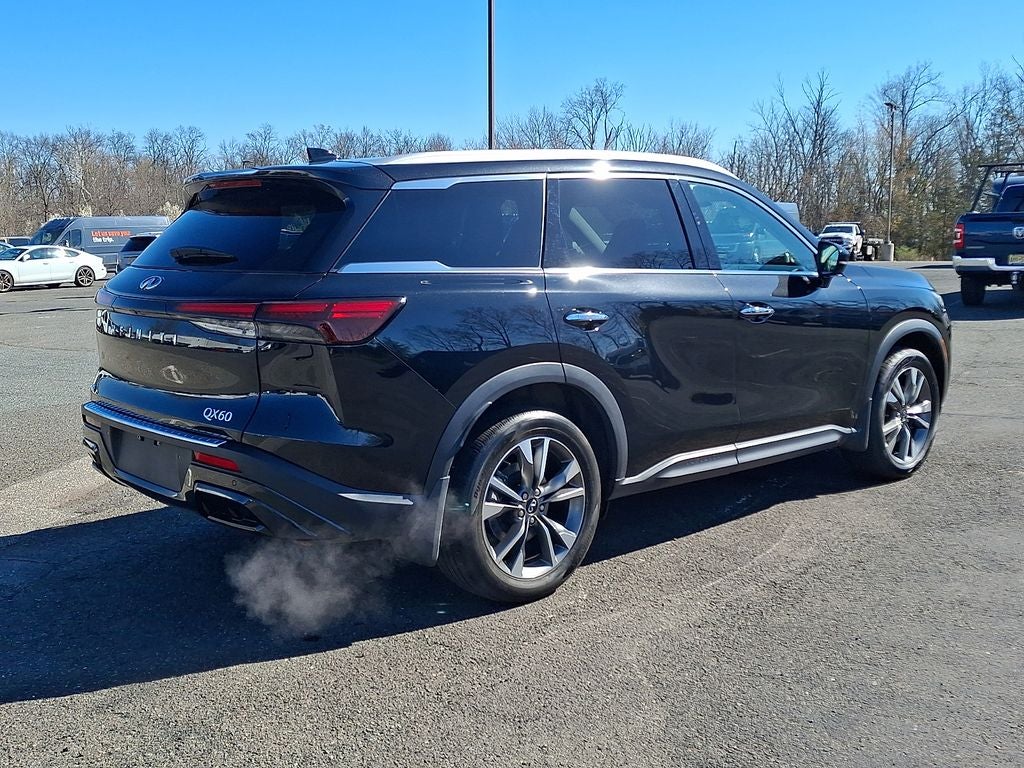 2023 INFINITI QX60 LUXE AWD