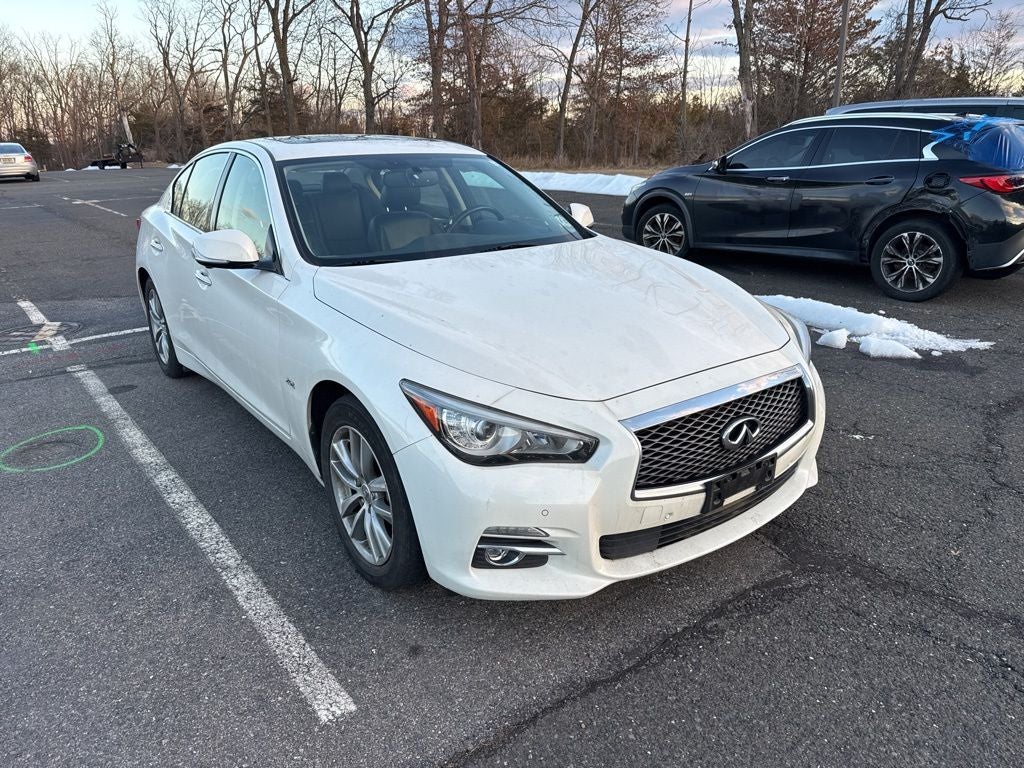 2017 INFINITI Q50 Premium