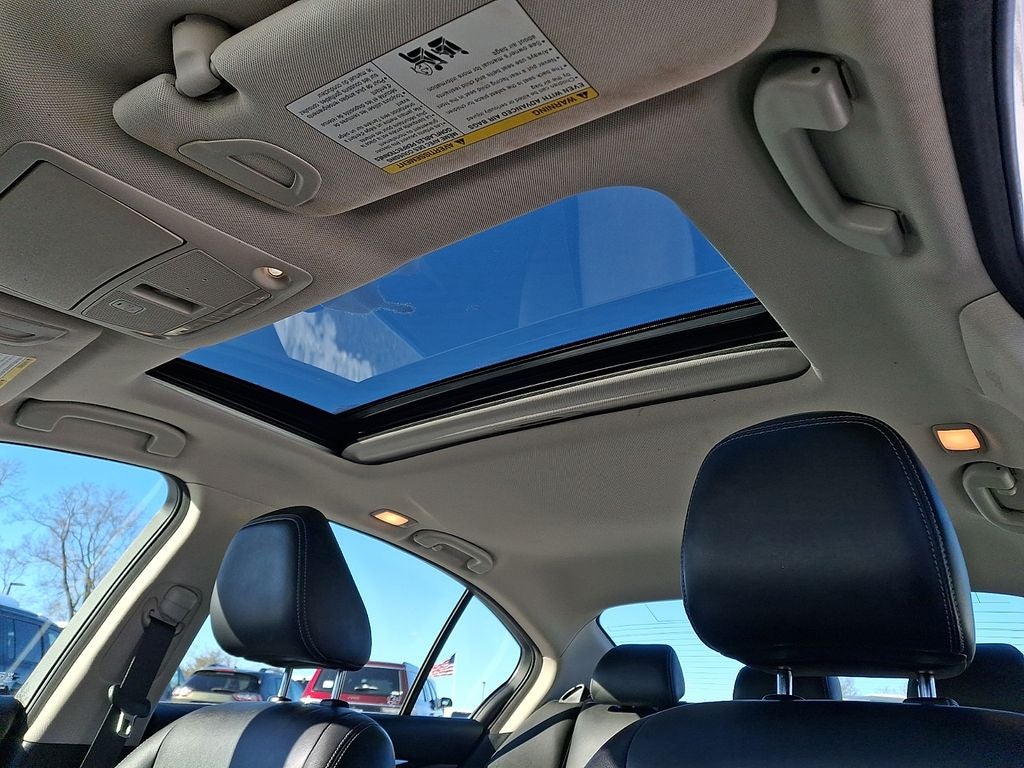 2017 INFINITI Q50 Premium AWD