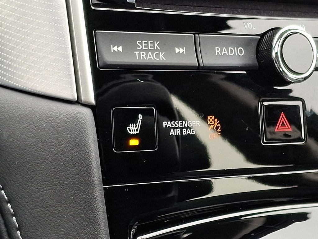 2023 INFINITI Q50 LUXE AWD