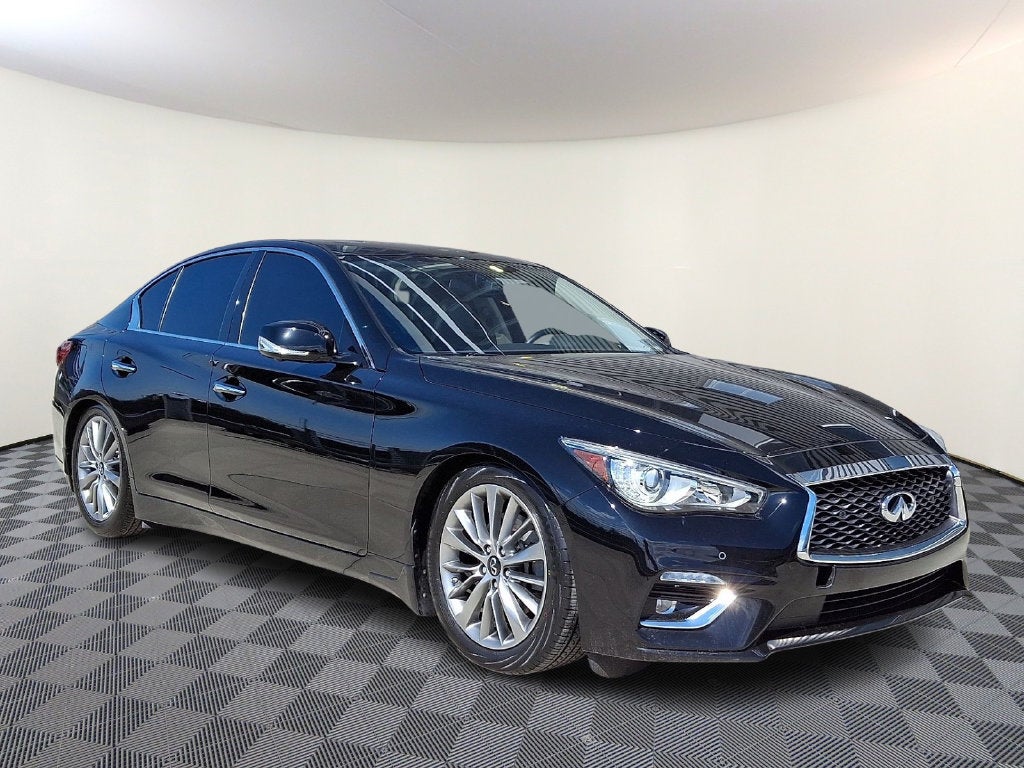 2023 INFINITI Q50 LUXE AWD