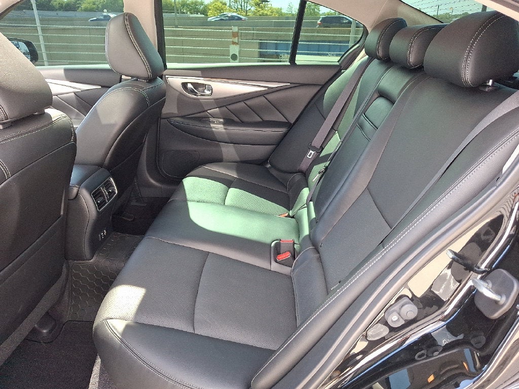 2023 INFINITI Q50 LUXE AWD