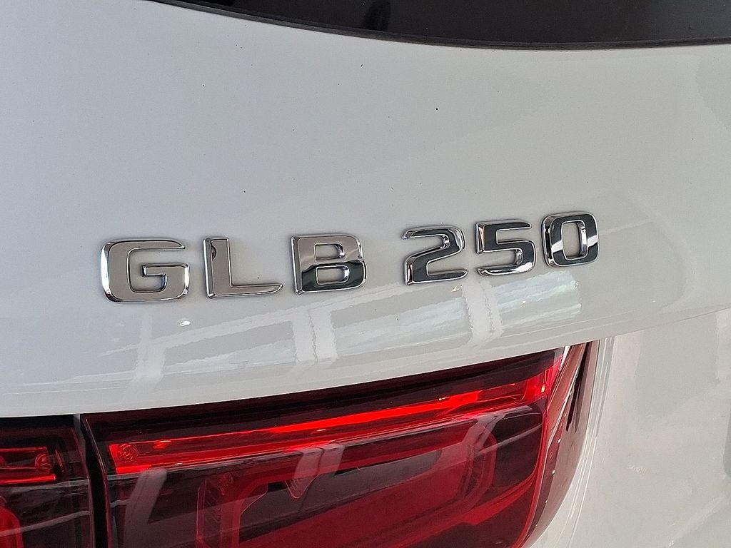 2023 Mercedes-Benz GLB GLB 250 4MATIC®