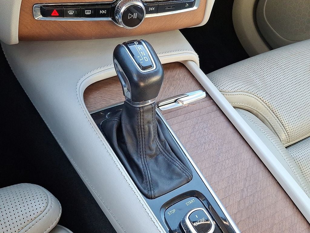 2017 Volvo XC90 T6 Inscription