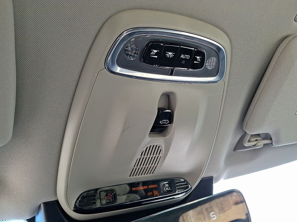 2017 Volvo XC90 T6 Inscription