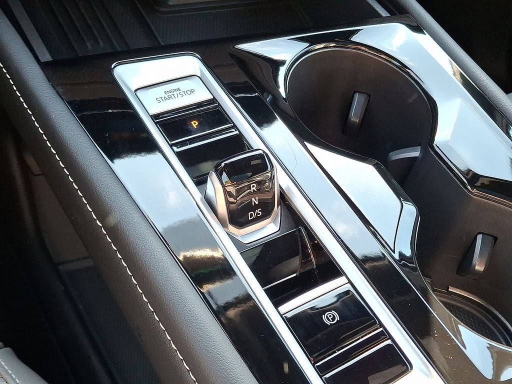 2025 Volkswagen Atlas Cross Sport 2.0T SEL