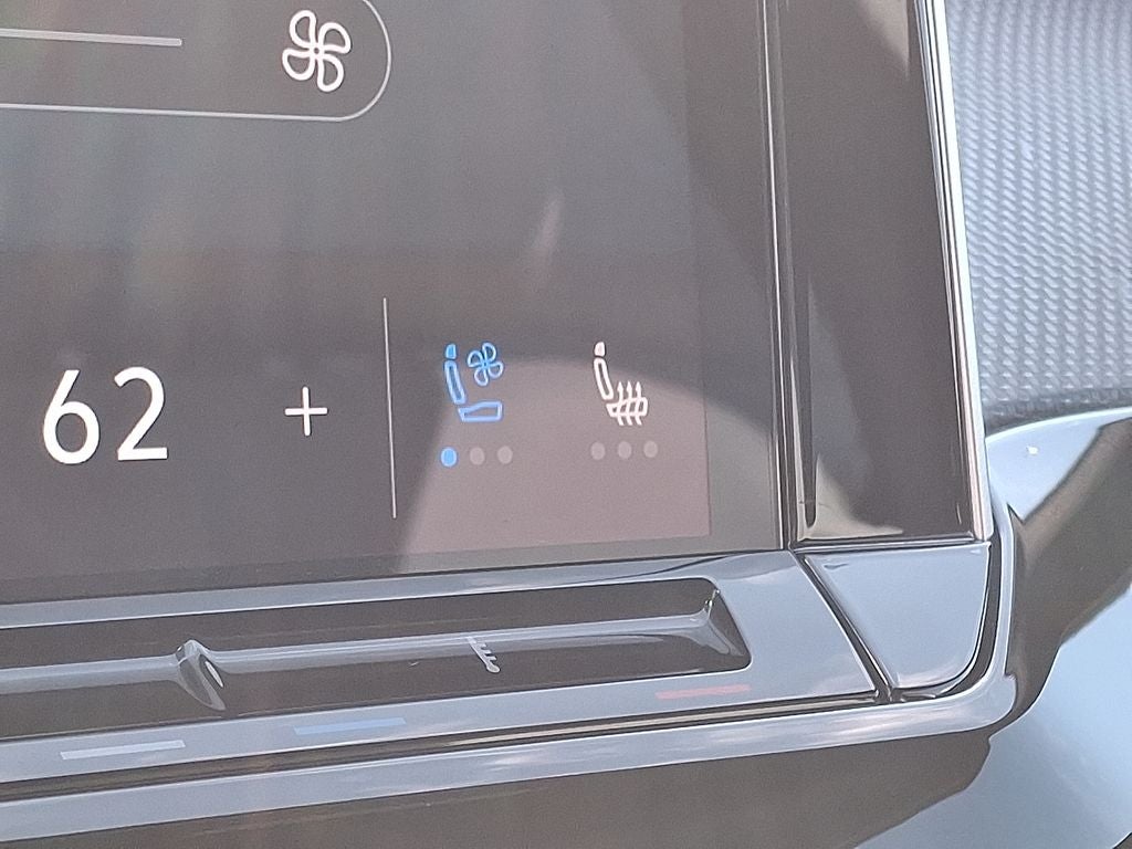 2025 Volkswagen Atlas Cross Sport 2.0T SEL