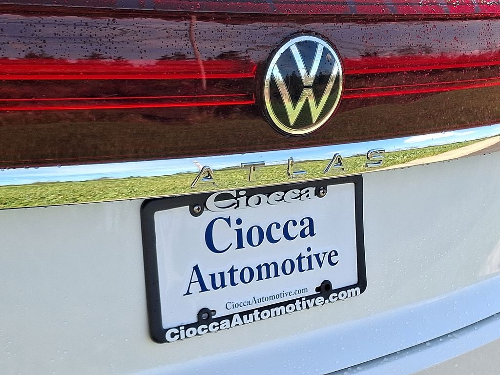 2025 Volkswagen Atlas Cross Sport 2.0T SEL