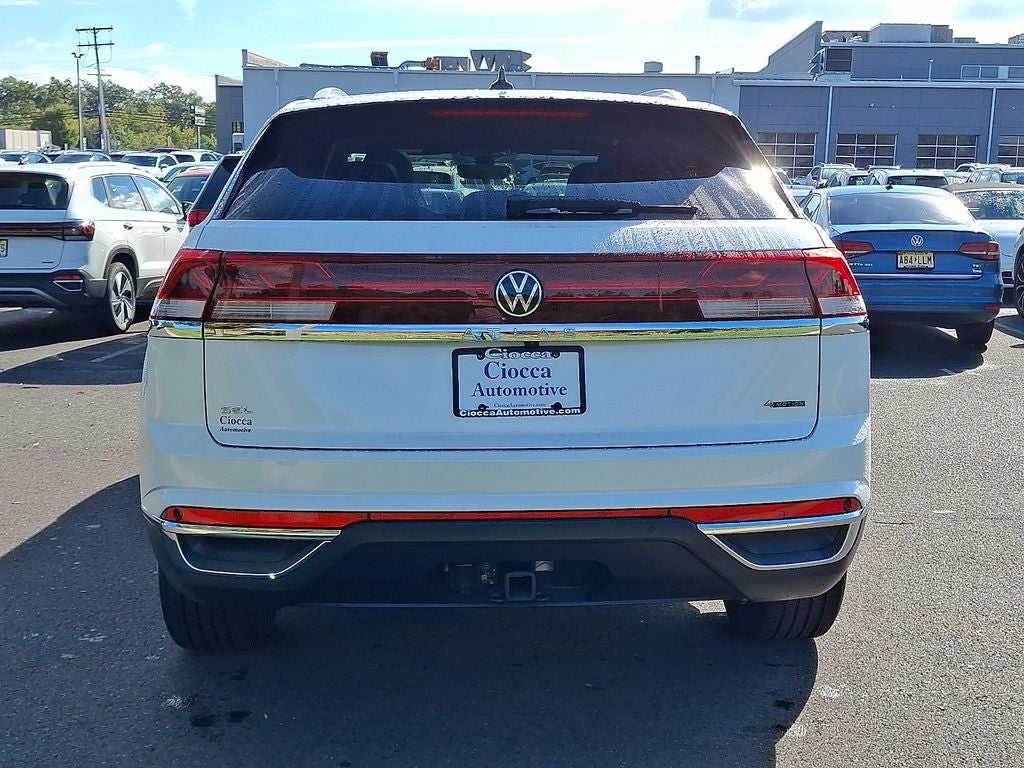 2025 Volkswagen Atlas Cross Sport 2.0T SEL