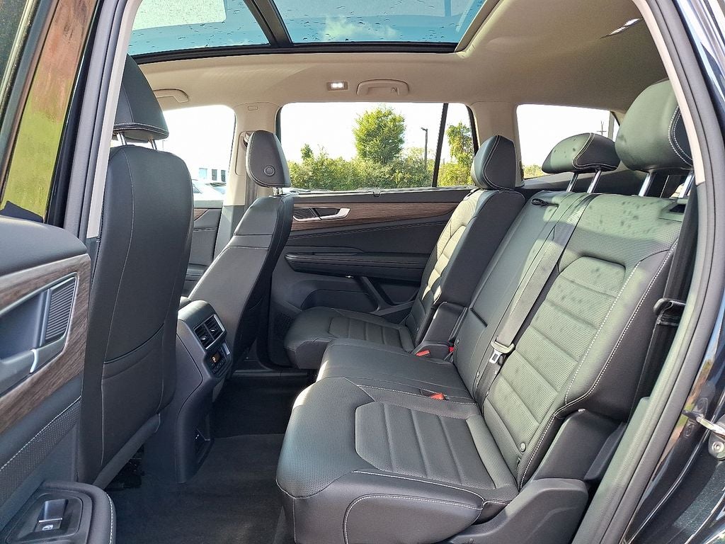 2025 Volkswagen Atlas 2.0T SEL