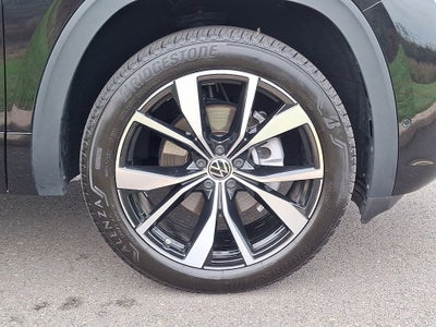 2025 Volkswagen Atlas 2.0T SEL Premium R-Line