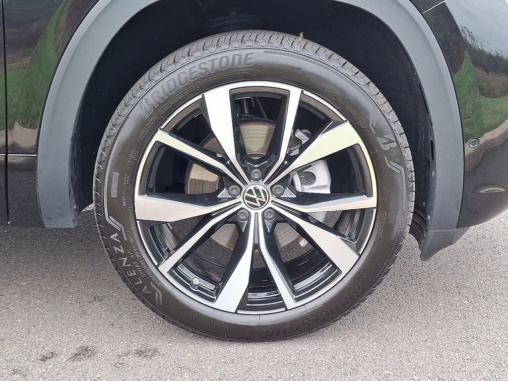 2025 Volkswagen Atlas 2.0T SEL Premium R-Line