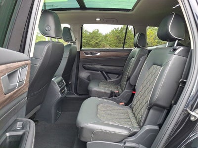 2025 Volkswagen Atlas 2.0T SEL Premium R-Line