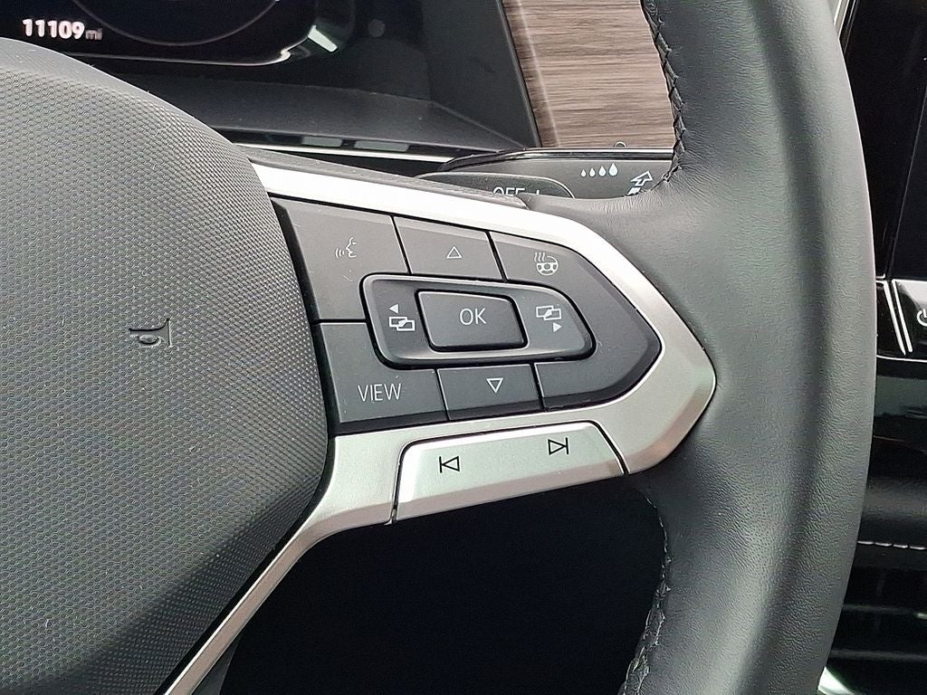 2025 Volkswagen Atlas 2.0T SEL Premium R-Line