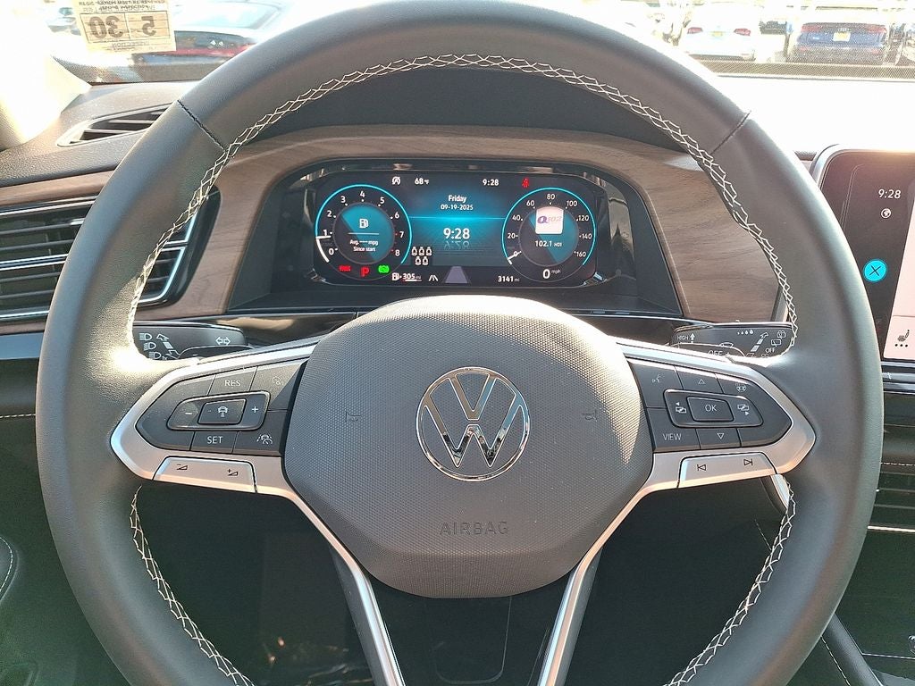 2025 Volkswagen Atlas 2.0T SE w/Technology