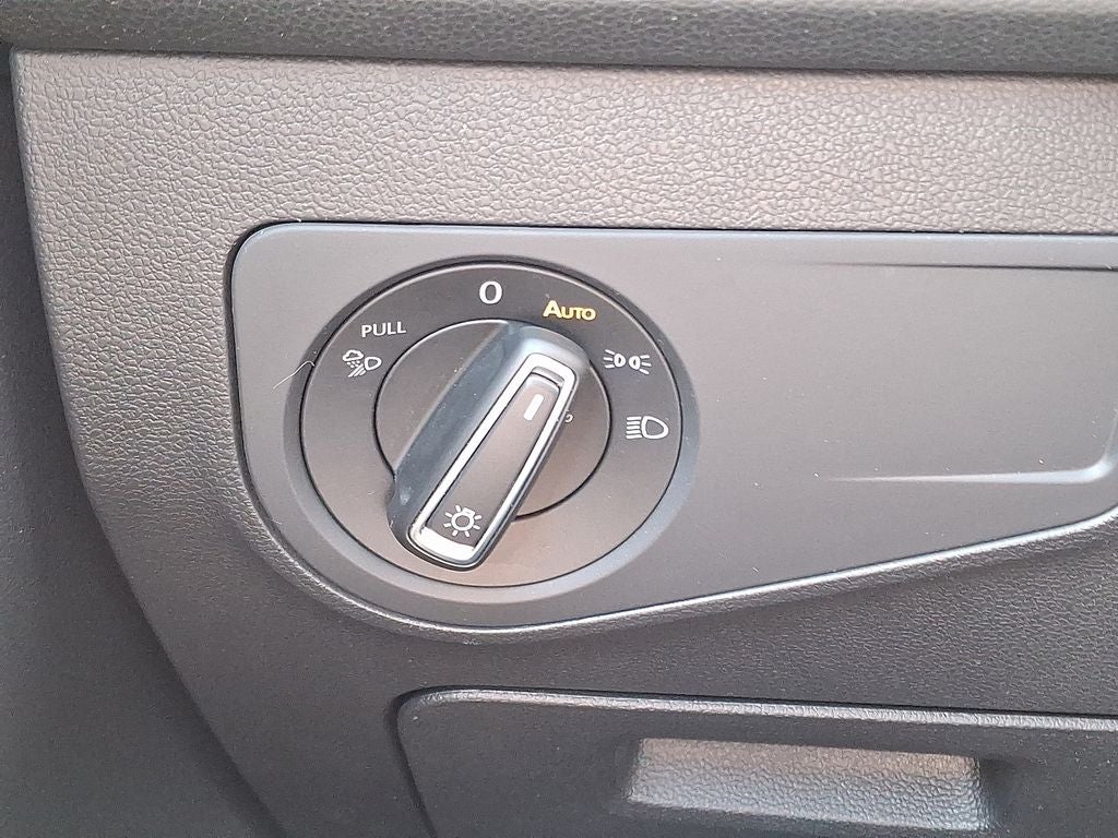 2022 Volkswagen Tiguan 2.0T SEL R-Line