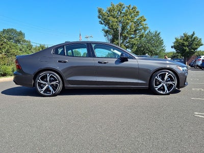 2025 Volvo S60 B5 Core