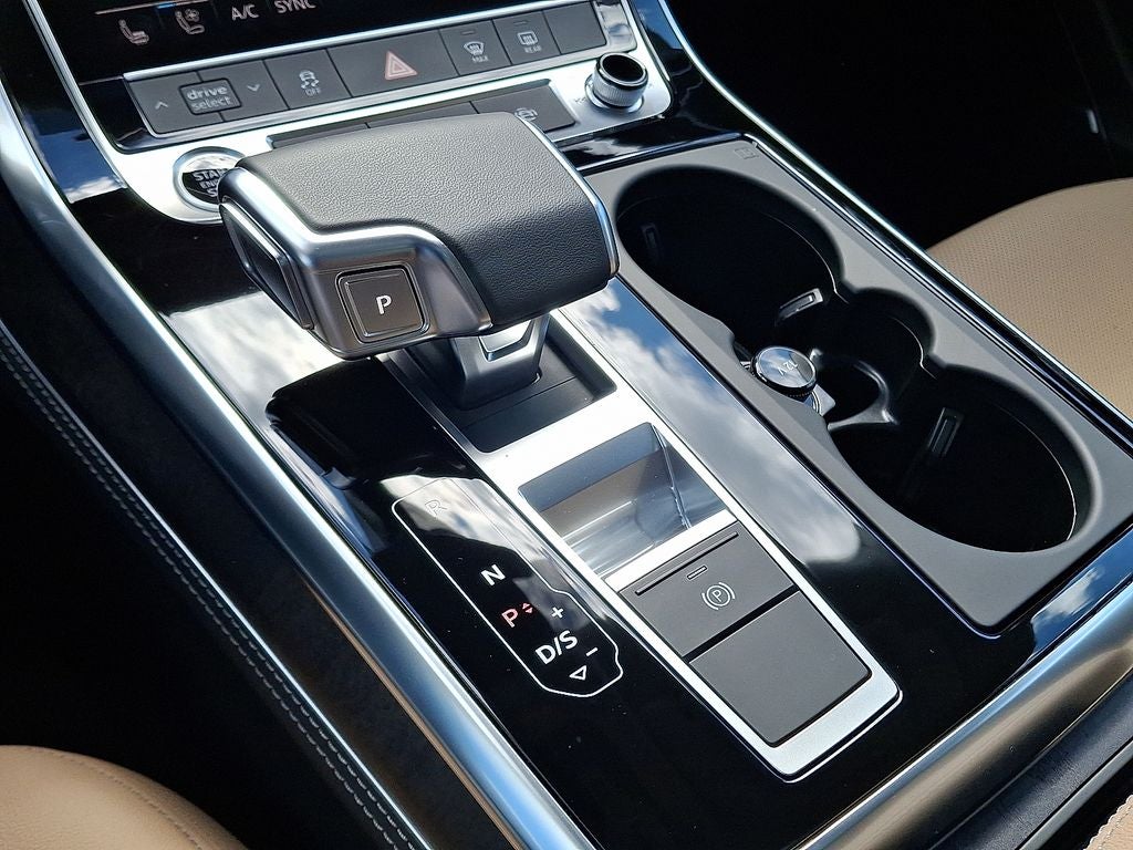 2025 Audi Q8 55 Premium Plus quattro