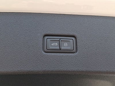 2025 Audi Q8 55 Premium Plus quattro