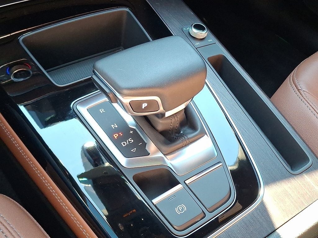 2023 Audi Q5 45 S line Premium Plus quattro