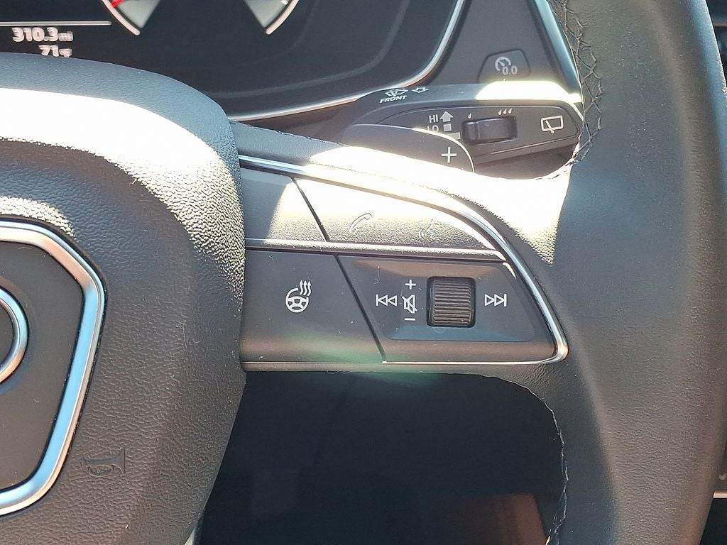 2023 Audi Q5 45 S line Premium Plus quattro