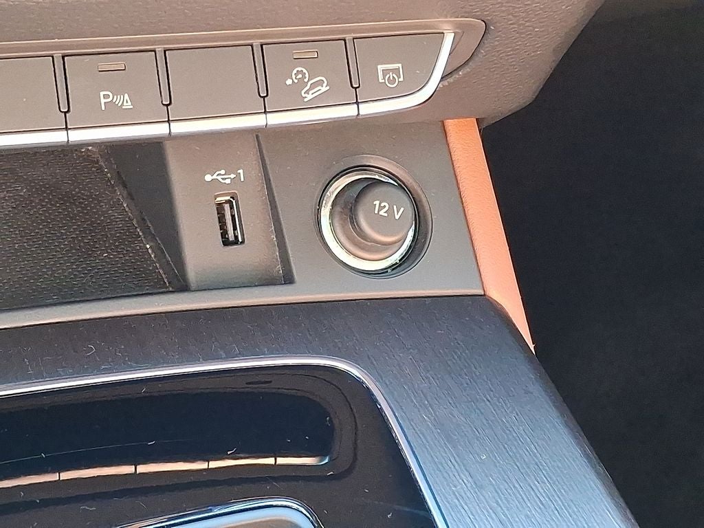 2023 Audi Q5 45 S line Premium Plus quattro