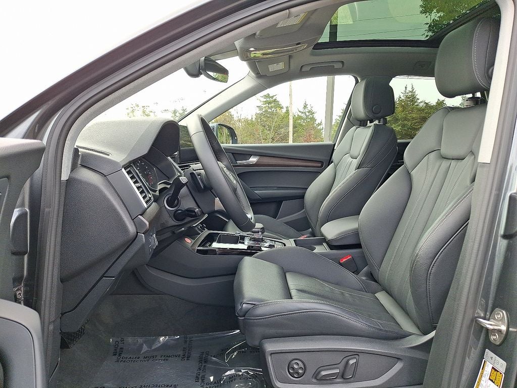 2024 Audi Q5 45 S line Premium quattro