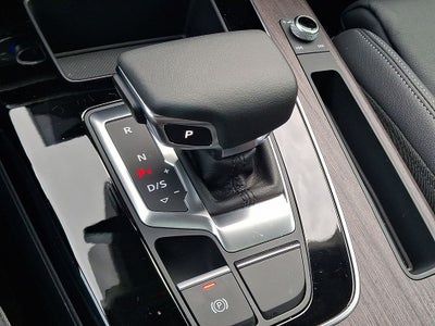 2024 Audi Q5 45 S line Premium quattro
