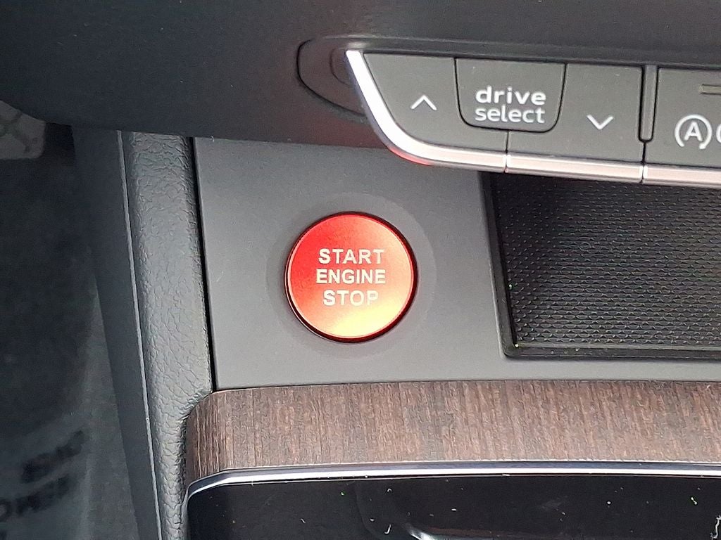 2024 Audi Q5 45 S line Premium quattro