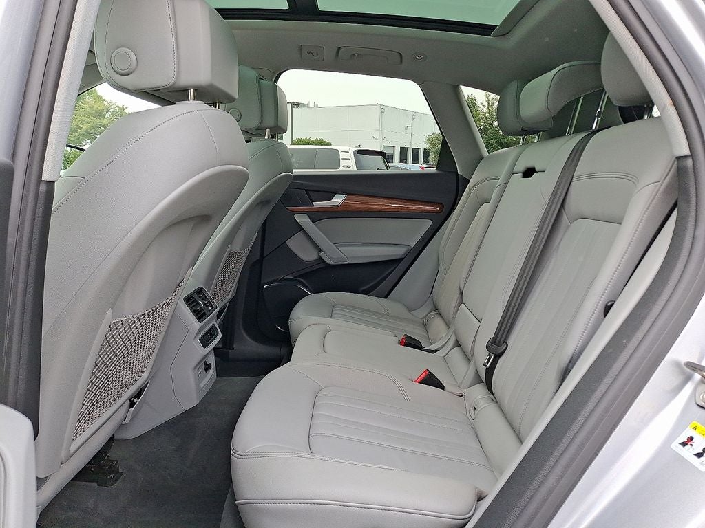 2022 Audi Q5 45 S line Premium quattro