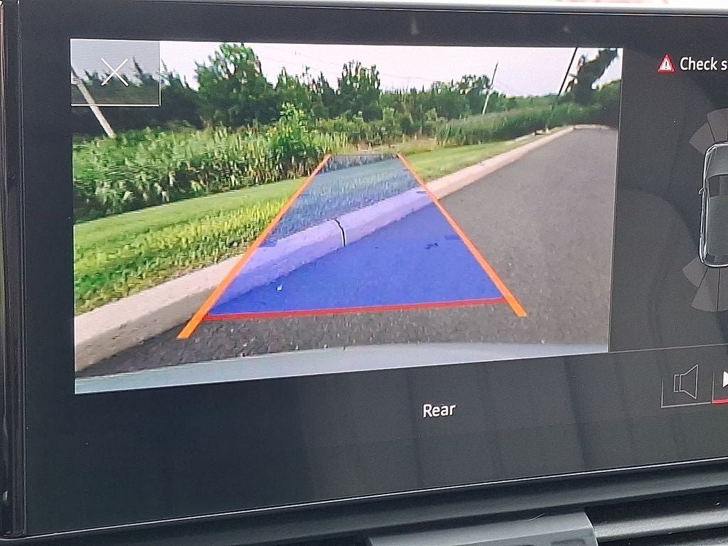 2022 Audi Q5 45 S line Premium quattro