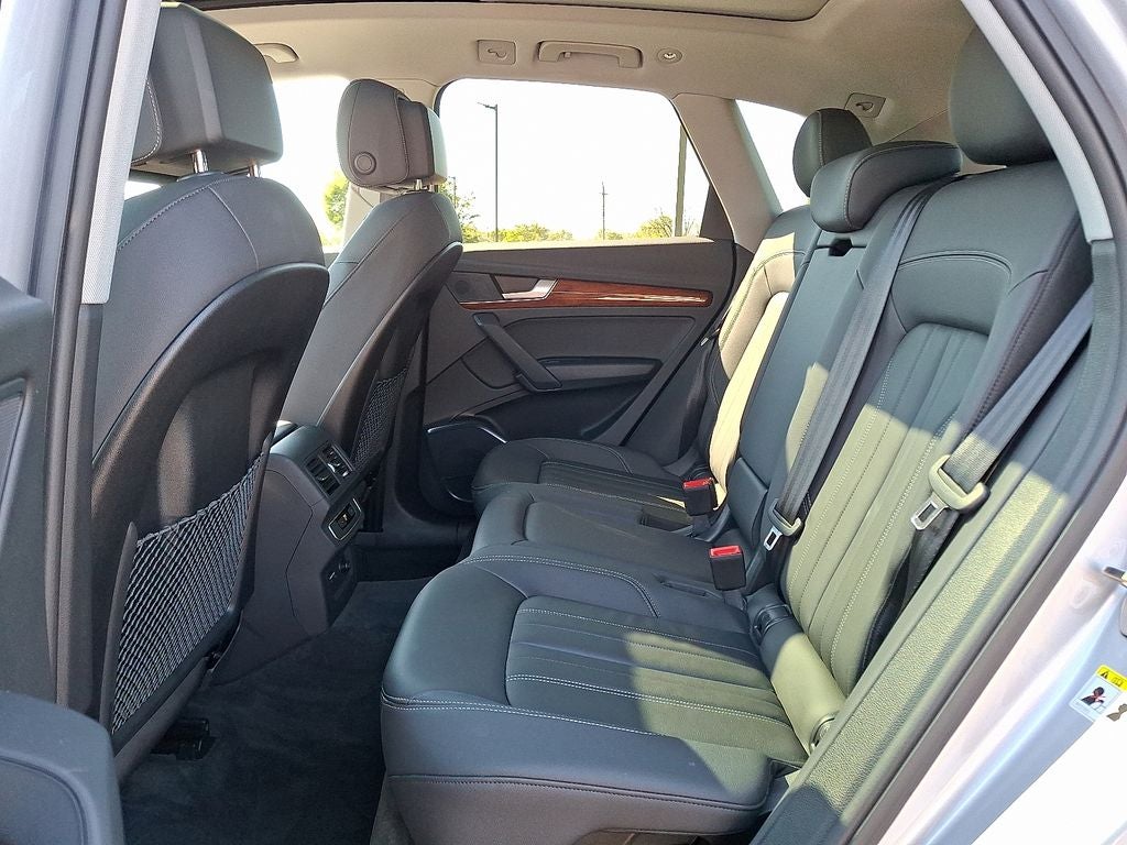 2023 Audi Q5 45 S line Premium quattro