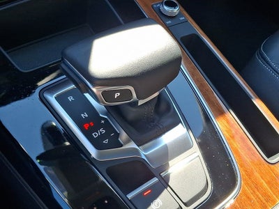 2023 Audi Q5 45 S line Premium quattro